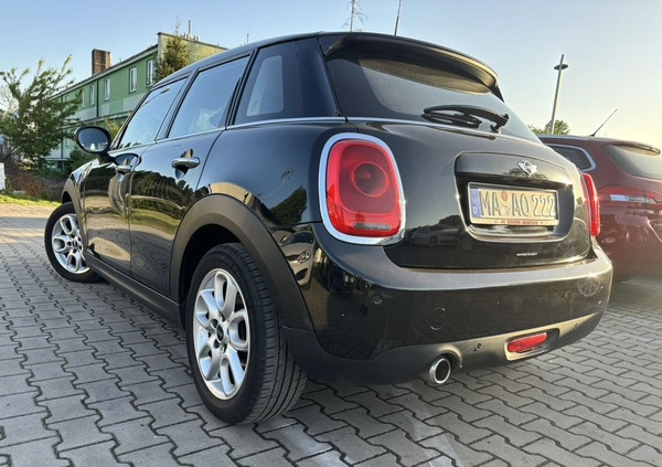 MINI Cooper cena 55555 przebieg: 66666, rok produkcji 2016 z Sosnowiec małe 466